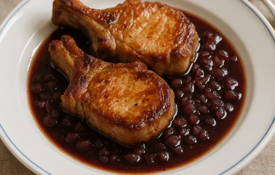 Côtes de porc sauce marchand de vin à la française