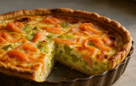 Quiche aux poireaux, chèvre frais et saumon fumé